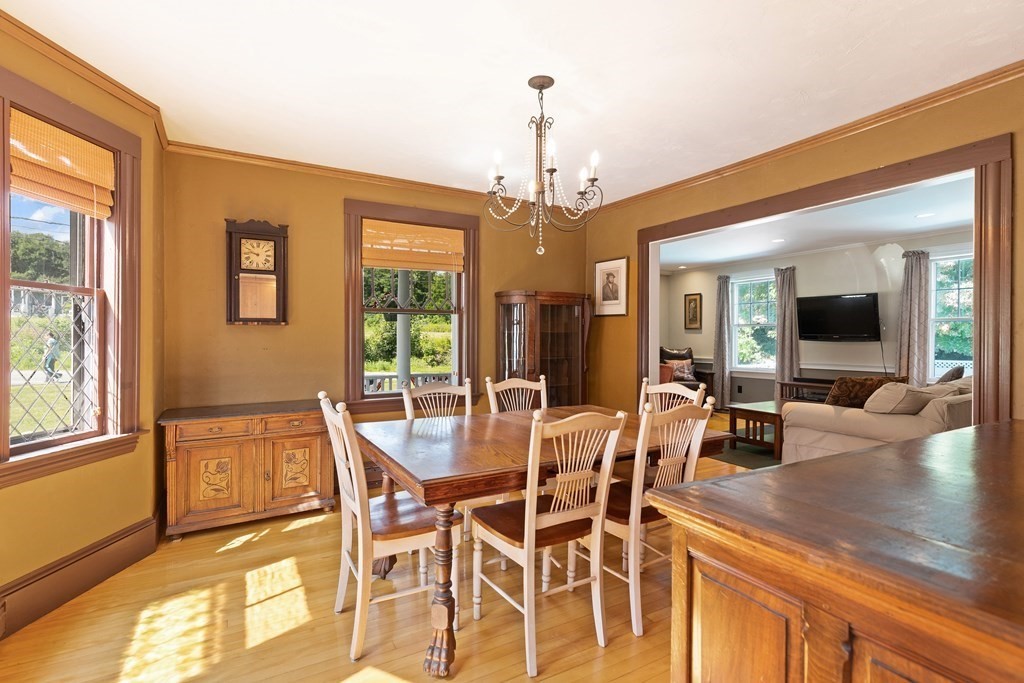 723 Main Street Boxford, MA 01921 - Photo 8 of 40 Gallery Image 8