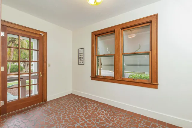 $1,850,000 | 800 Kanuga Drive, West Palm Beach, FL 33401