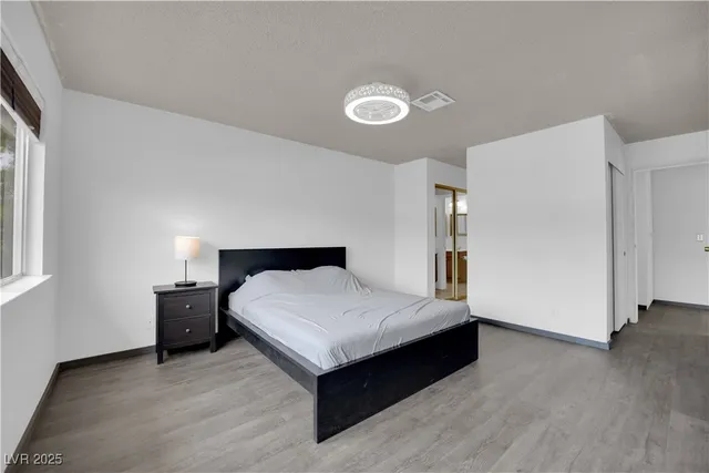 $1,550 | 2248 Short Pine Drive, Las Vegas, NV 89108