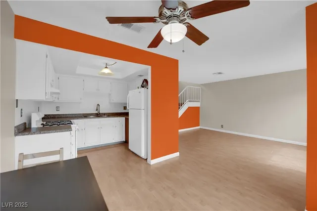 $1,550 | 2248 Short Pine Drive, Las Vegas, NV 89108