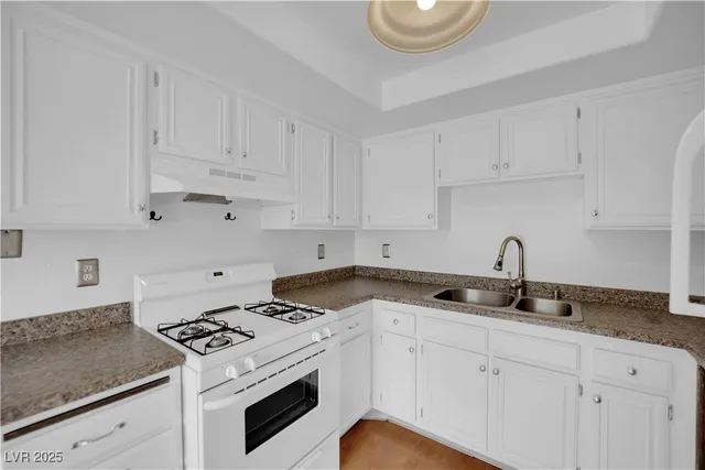 $1,550 | 2248 Short Pine Drive, Las Vegas, NV 89108