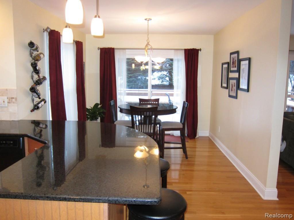 25260 Rutledge Crossing Farmington, MI 48335 - Photo 11 of 37 IMG_6067.jpg