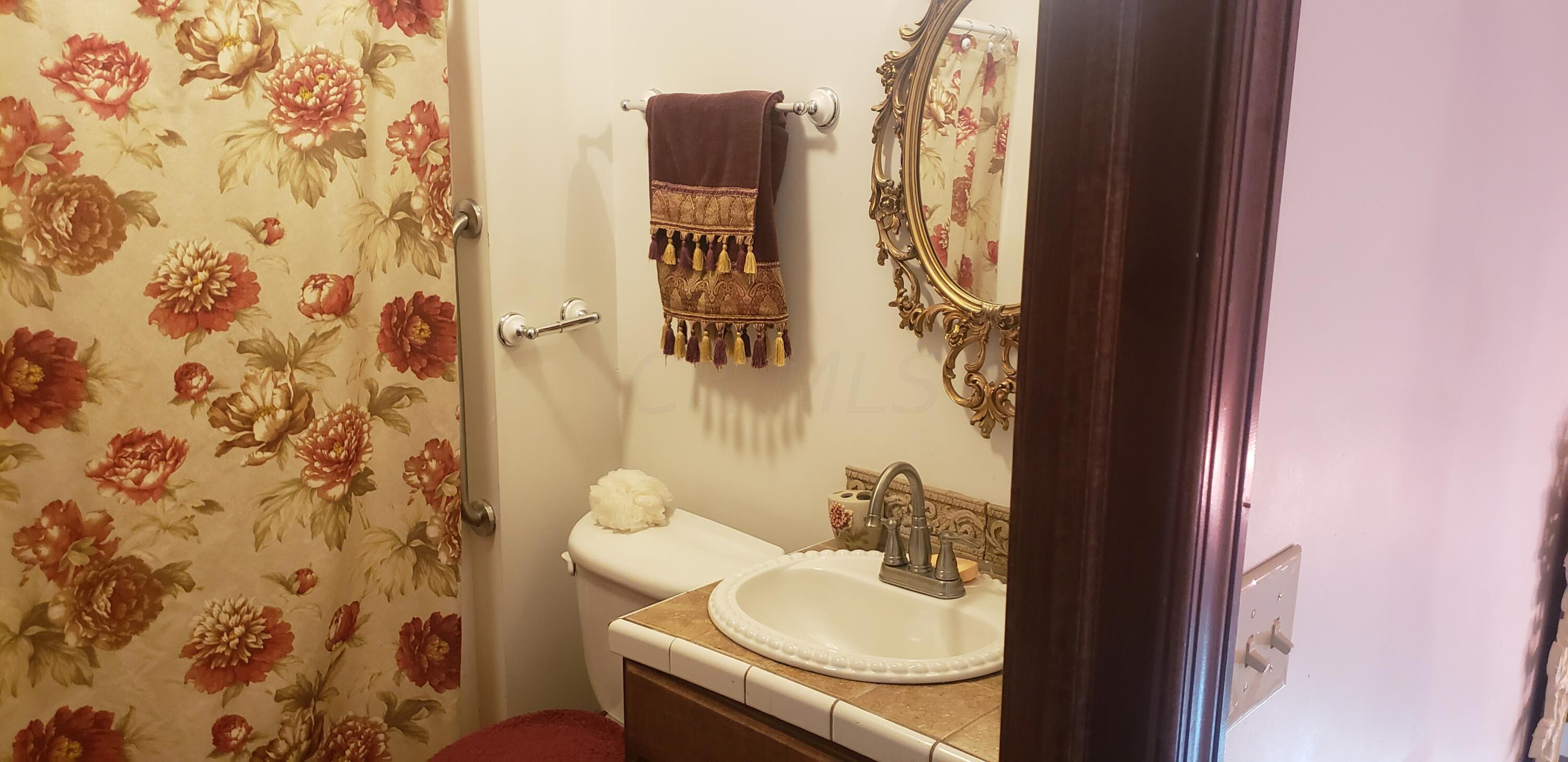 415 Ridgedale Drive Circleville, OH 43113 - Photo 28 of 36 20221007_142052