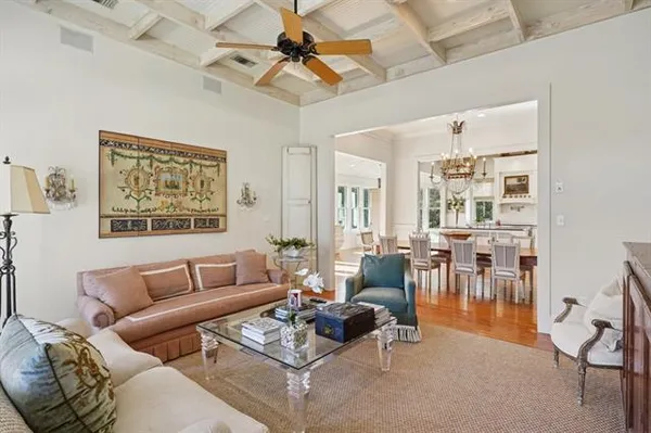 $3,995,000 | 830 South New Hampshire Street, Covington, LA 70433