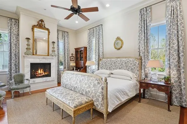 $3,995,000 | 830 South New Hampshire Street, Covington, LA 70433