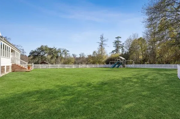 $3,995,000 | 830 South New Hampshire Street, Covington, LA 70433
