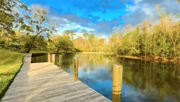 $3,995,000 | 830 South New Hampshire Street, Covington, LA 70433