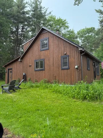 $525,000 | 203 Brooks Road, Templeton, MA 01468