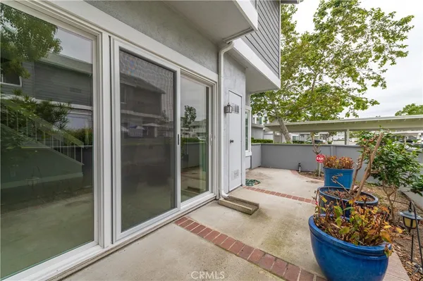 $3,900 | 145 Huntington, Irvine, CA 92620
