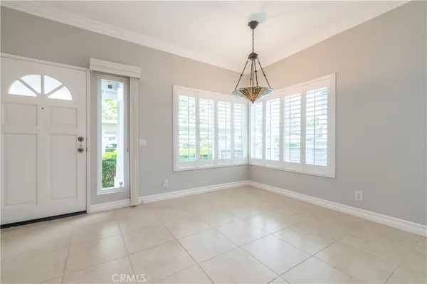 $3,900 | 145 Huntington, Irvine, CA 92620