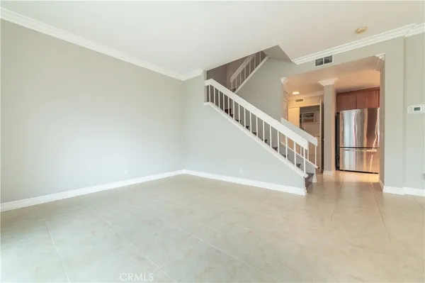 $3,900 | 145 Huntington, Irvine, CA 92620