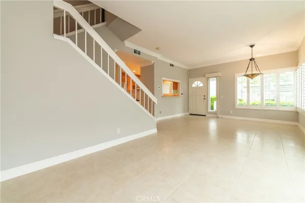 $3,900 | 145 Huntington, Irvine, CA 92620