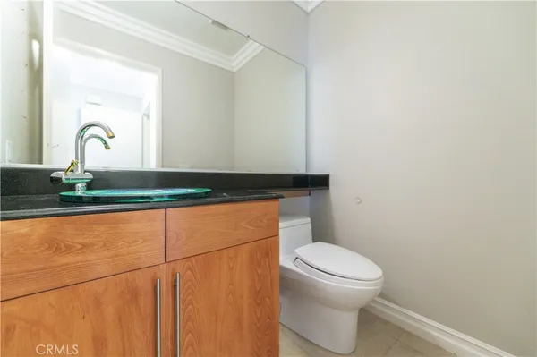 $3,900 | 145 Huntington, Irvine, CA 92620