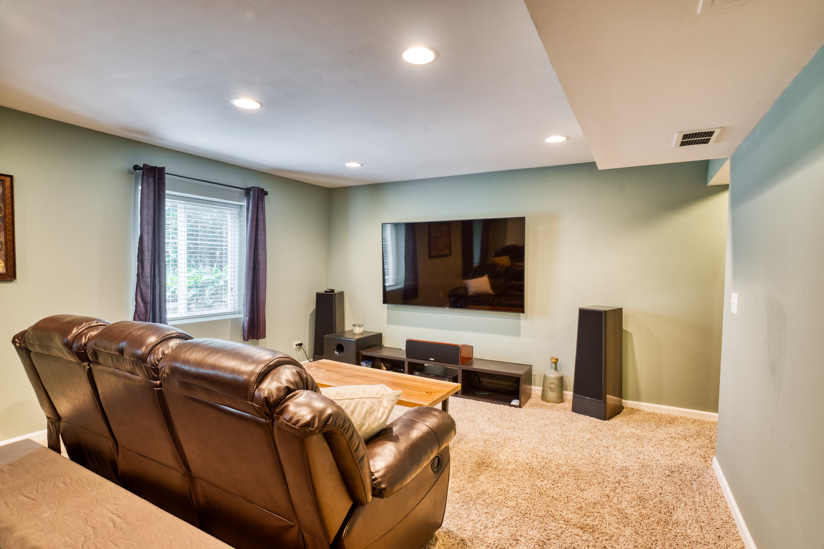 216 Ridge Road North Aurora, IL 60542 - Photo 15 of 18