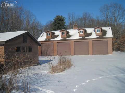 9293 Hubbard Road Davison, MI 48423 - Photo 3 of 21 20388733-2.JPG