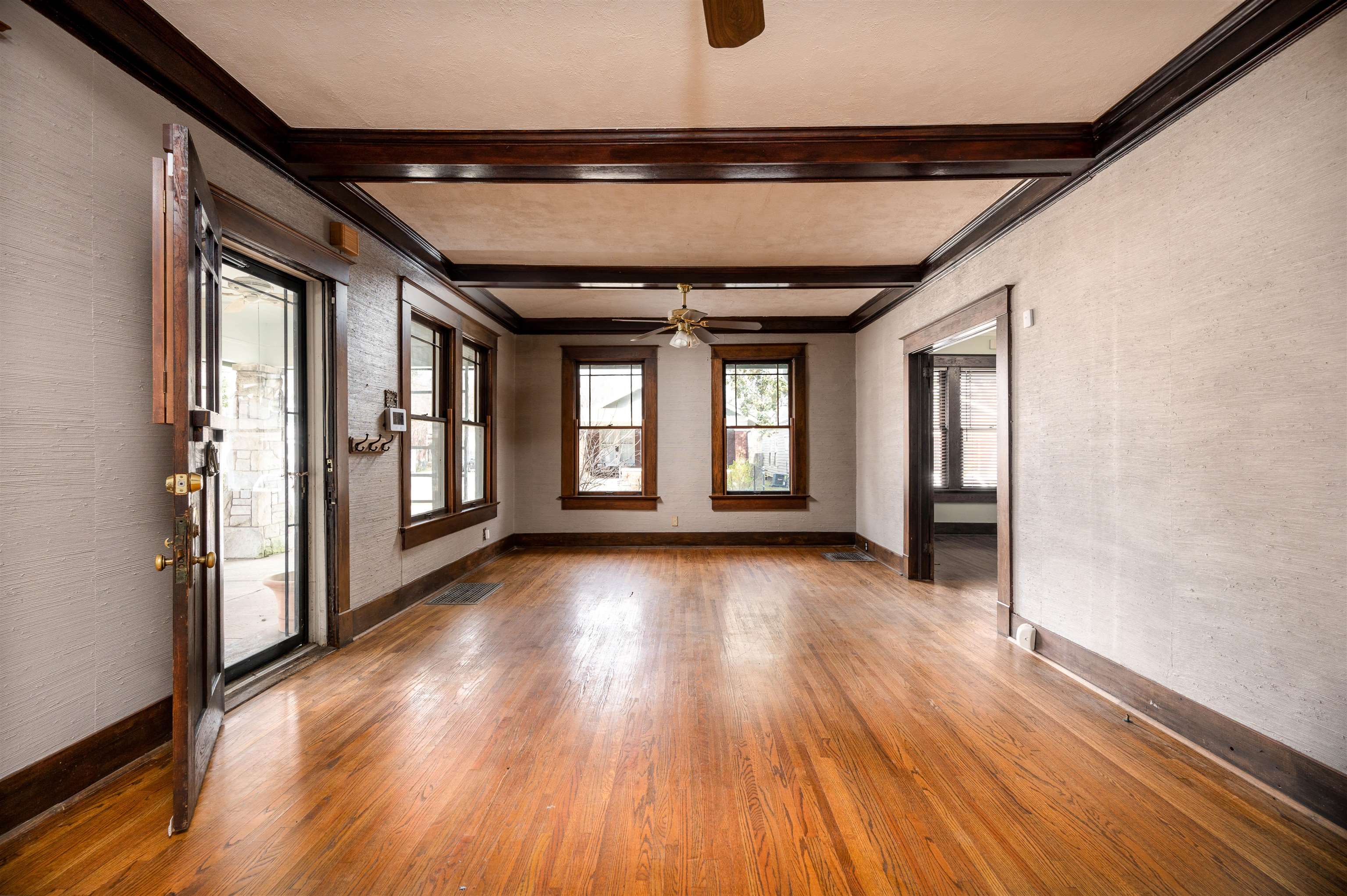 578 South Rembert Street Memphis, TN 38104 - Photo 3 of 25 Gallery Image 3