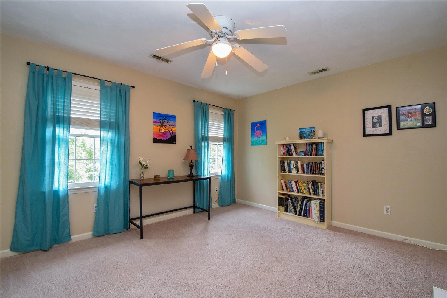5448 Highfields Road Roanoke, VA 24018 - Photo 27 of 41 27-5448 Highfields-27