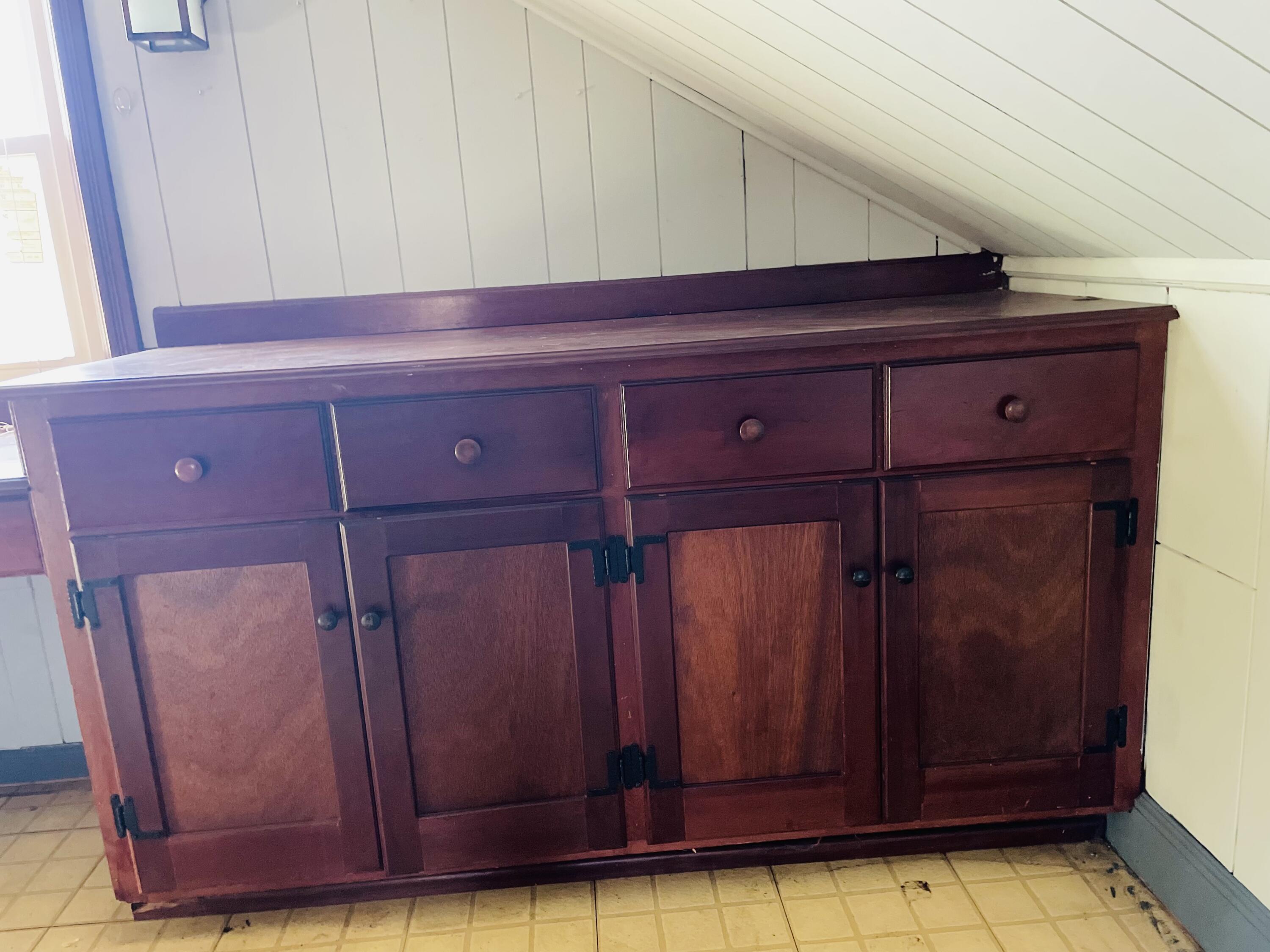 1152 Hamilton Avenue Southwest Roanoke, VA 24015 - Photo 31 of 36 cherry built in upstairs