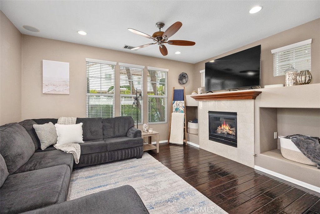 11 Oatfield Farm Ladera Ranch, CA 92694 - Photo 9 of 45