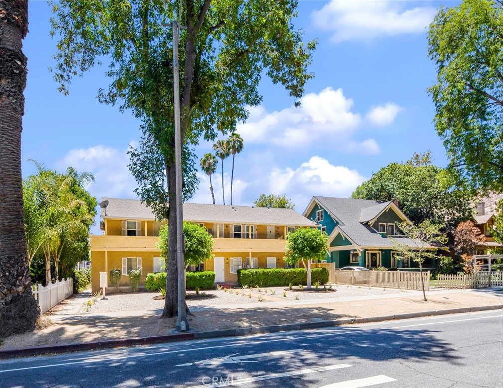 4412 Mission Inn Avenue Riverside, CA 92501 - Photo 4 of 52 Gallery Image 4
