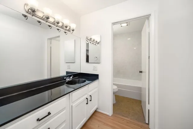 $349,000 | 8 Admiral Drive, Unit A238, Emeryville, CA 94608