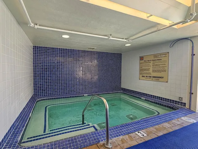 $349,000 | 8 Admiral Drive, Unit A238, Emeryville, CA 94608