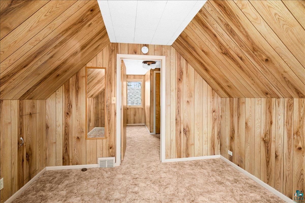718 6th Avenue Two Harbors, MN 55616 - Photo 24 of 39