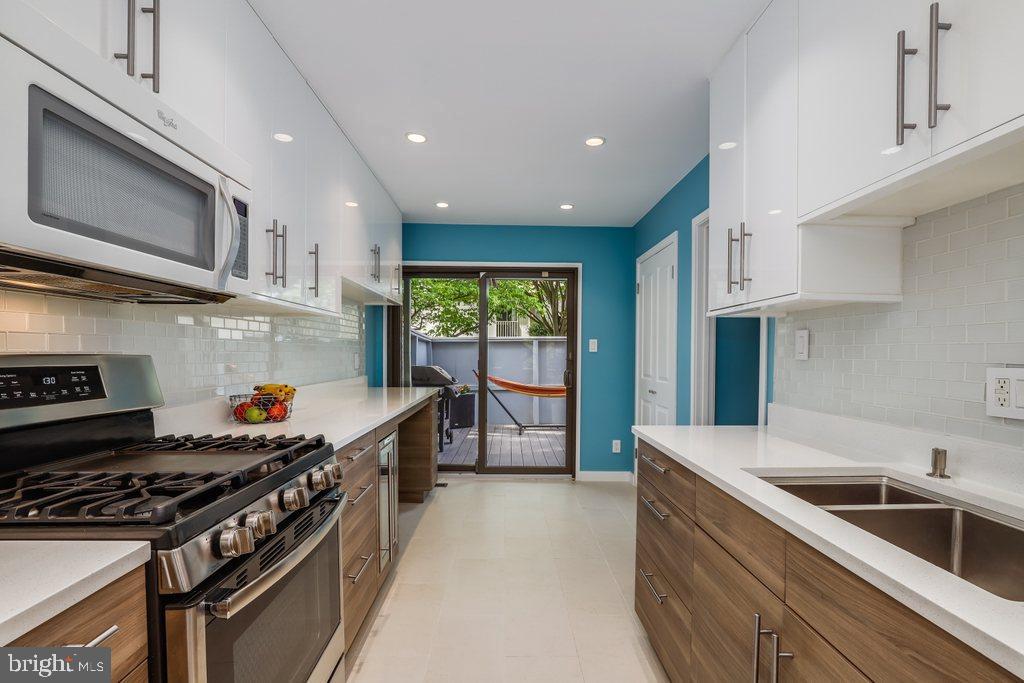 5226 Pooks Hill Road Bethesda, MD 20814 - Photo 12 of 46
