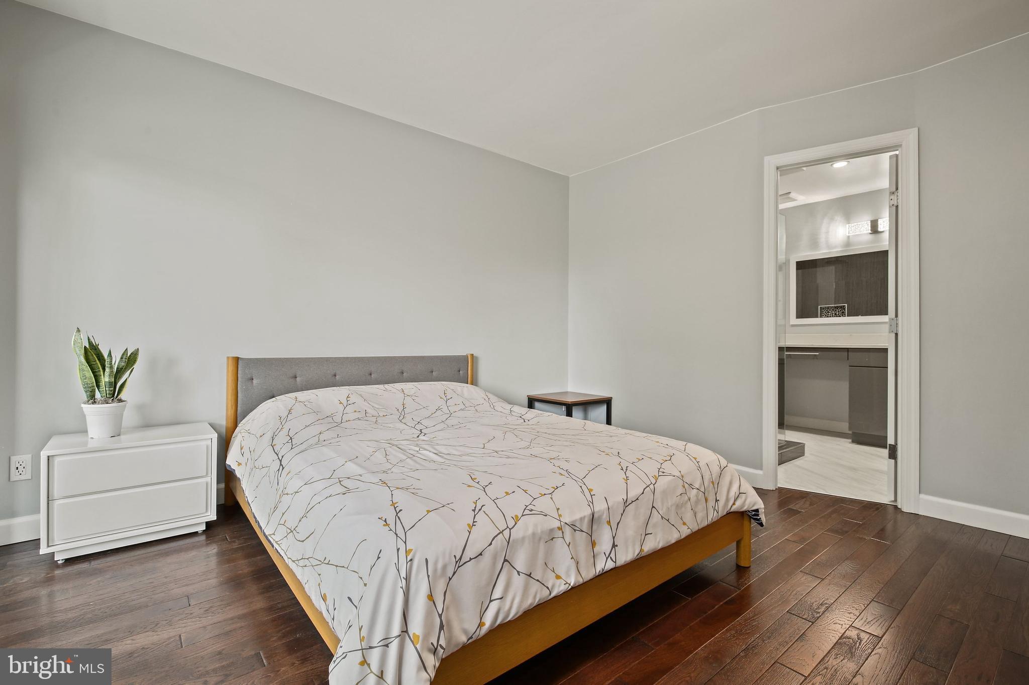 5226 Pooks Hill Road Bethesda, MD 20814 - Photo 23 of 46