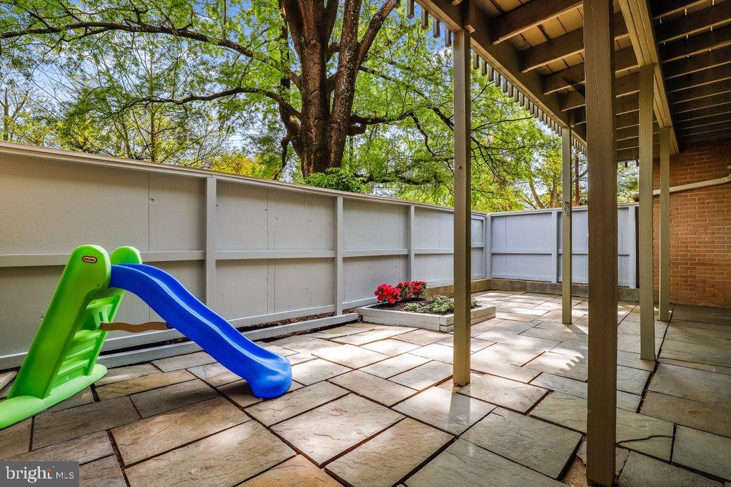 5226 Pooks Hill Road Bethesda, MD 20814 - Photo 34 of 46