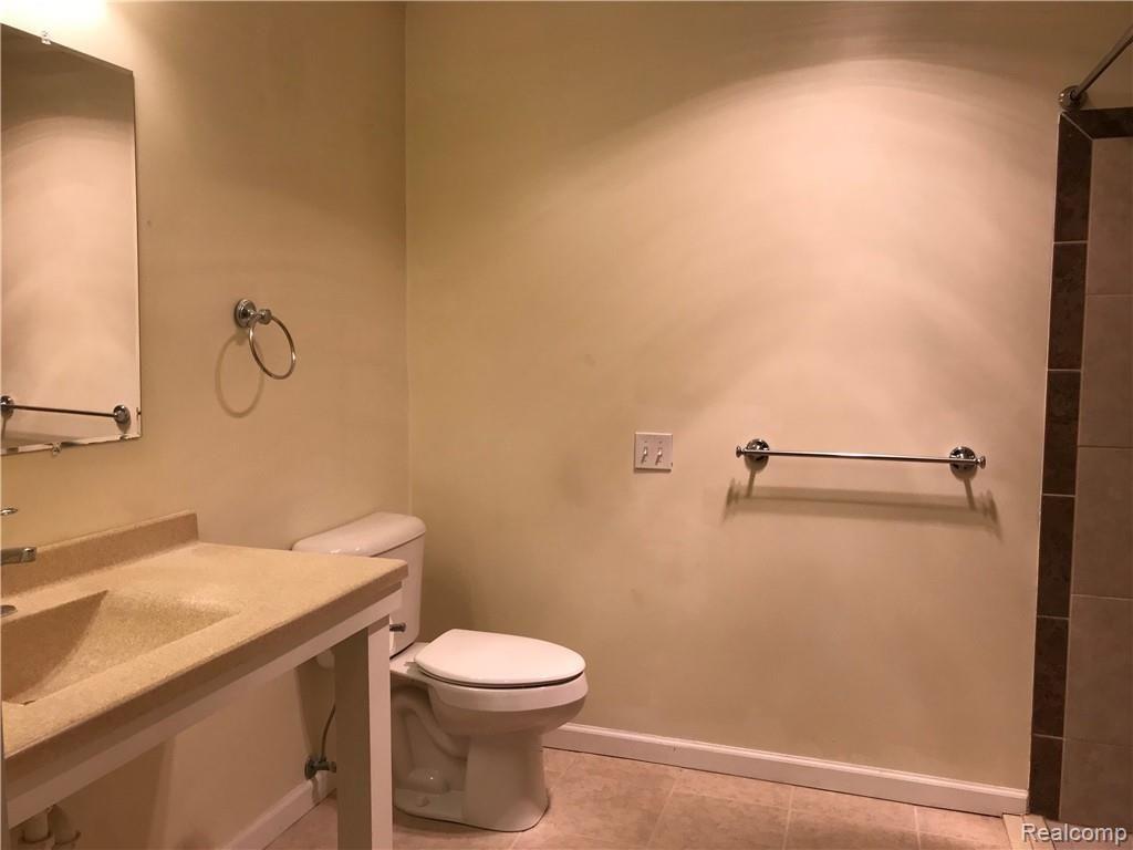 6561 Jefferson Road North Branch, MI 48461 - Photo 10 of 15