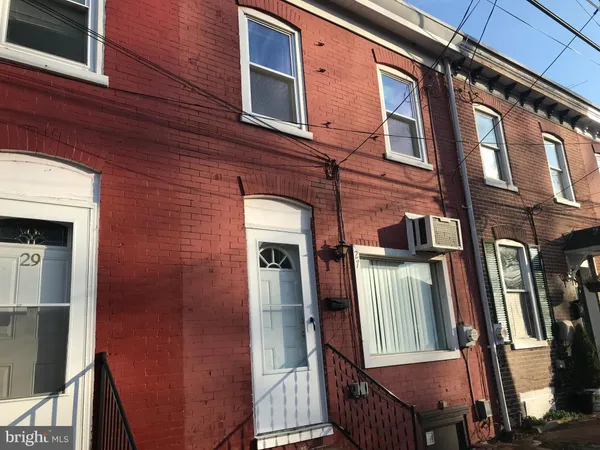 $109,900 | 27 Upland Avenue, Brookhaven, PA 19015