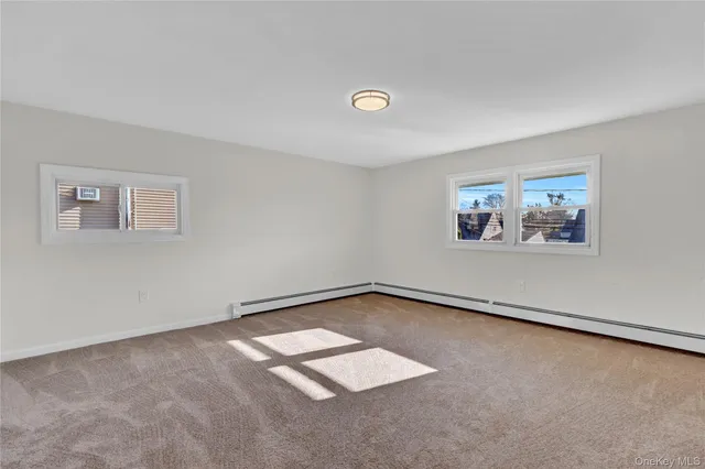 $815,000 | 21 Piper Lane, Levittown, NY 11756