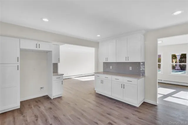 $815,000 | 21 Piper Lane, Levittown, NY 11756