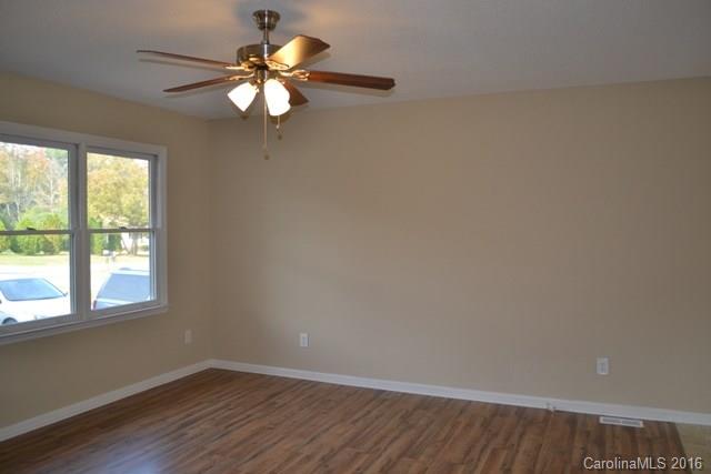 2118 Pacer Road Lancaster, SC 29720 - Photo 3 of 14 Gallery Image 3