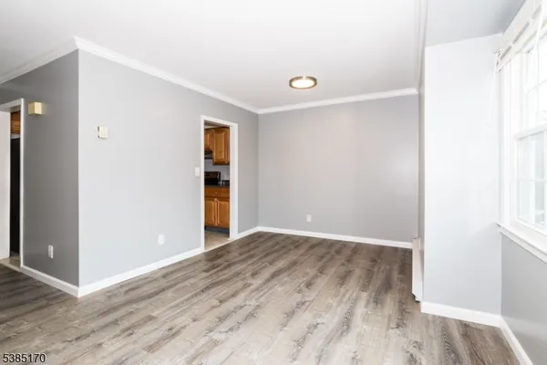 $2,400 | 190 North Park Street, East Orange, NJ 07017