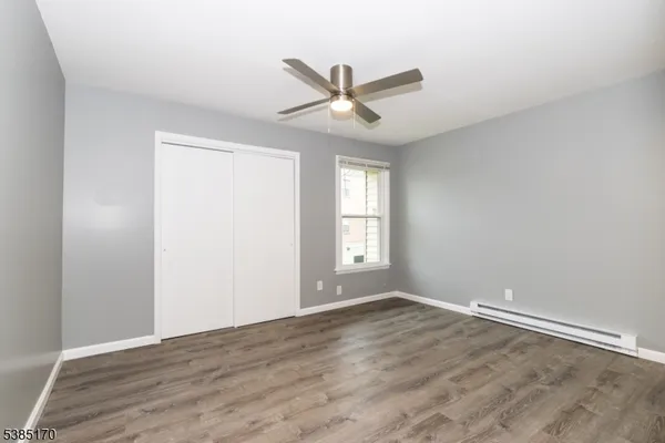 $2,400 | 190 North Park Street, East Orange, NJ 07017