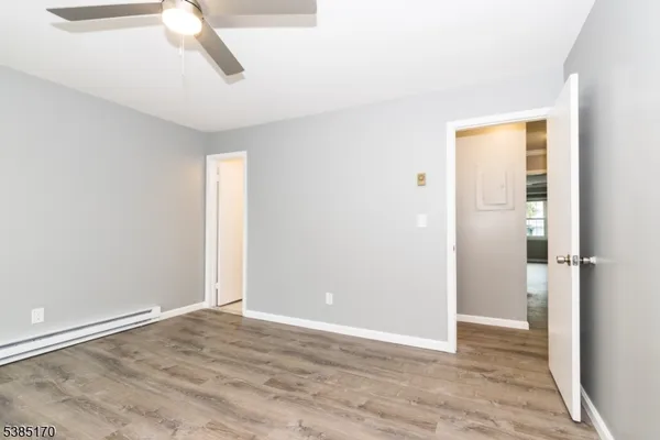 $2,400 | 190 North Park Street, East Orange, NJ 07017