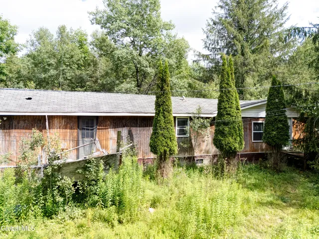 $97,400 | 113 Quiet Path, Summit, NY 12175