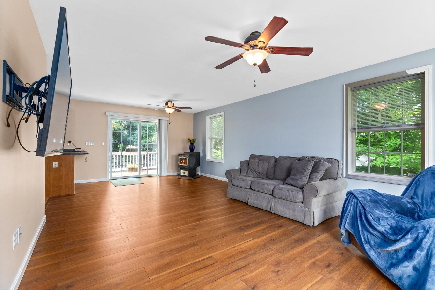 34 Crimson Lane Rochester, NH 03868 - Photo 14 of 40