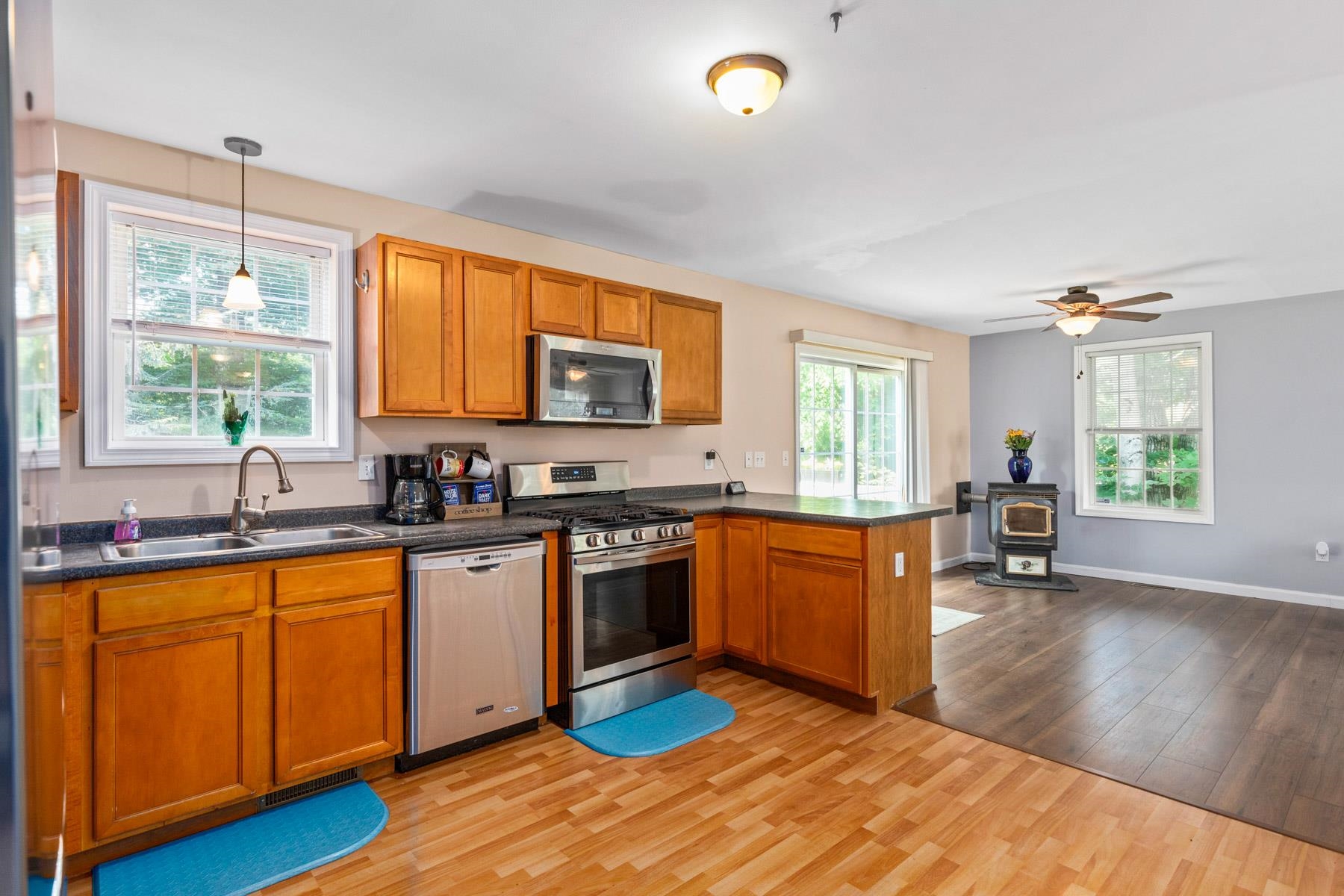 34 Crimson Lane Rochester, NH 03868 - Photo 23 of 40