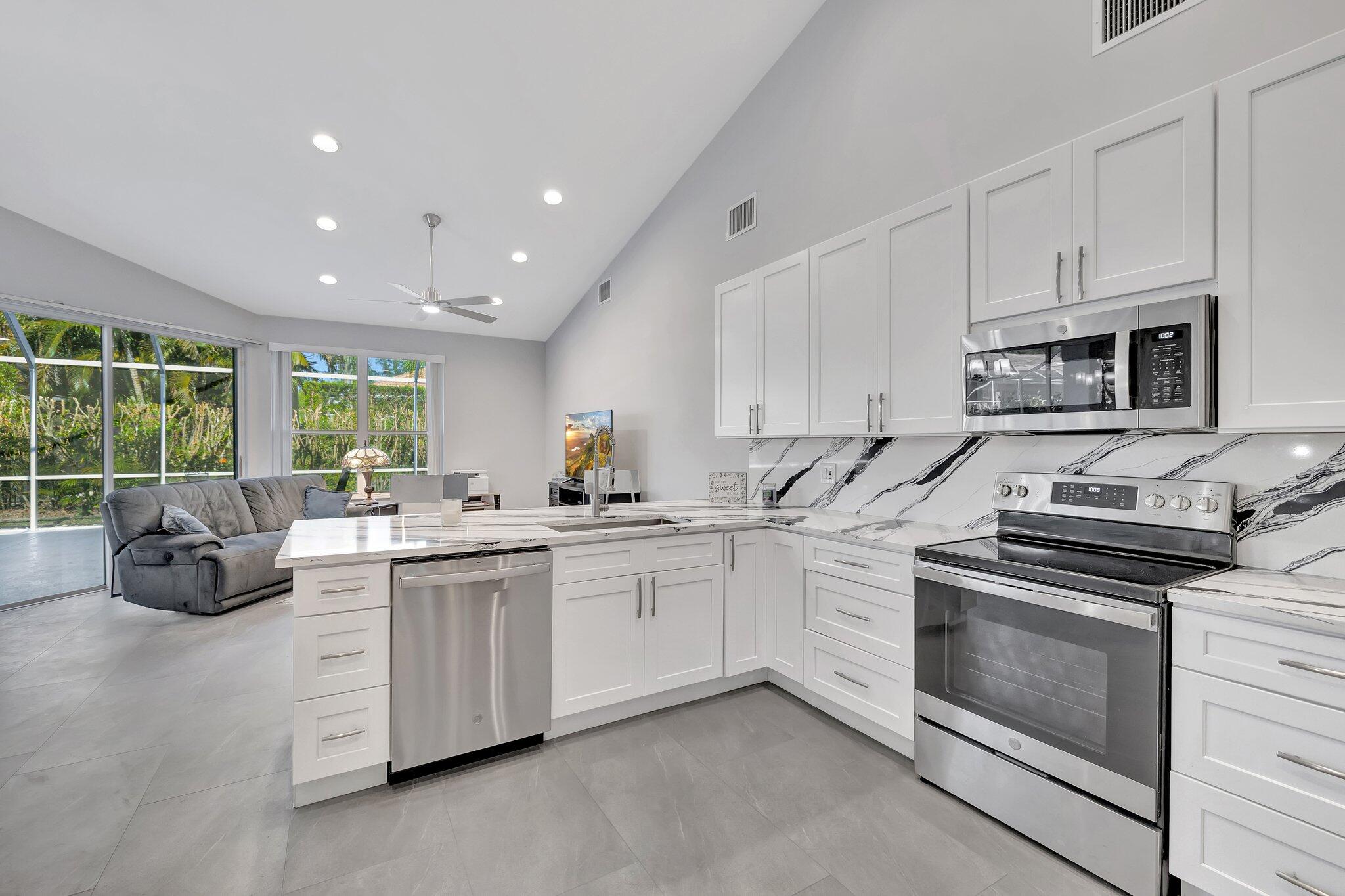 7785 Dorchester Road Boynton Beach, FL 33472 - Photo 16 of 61 21-web-or-mls-3W7A9000