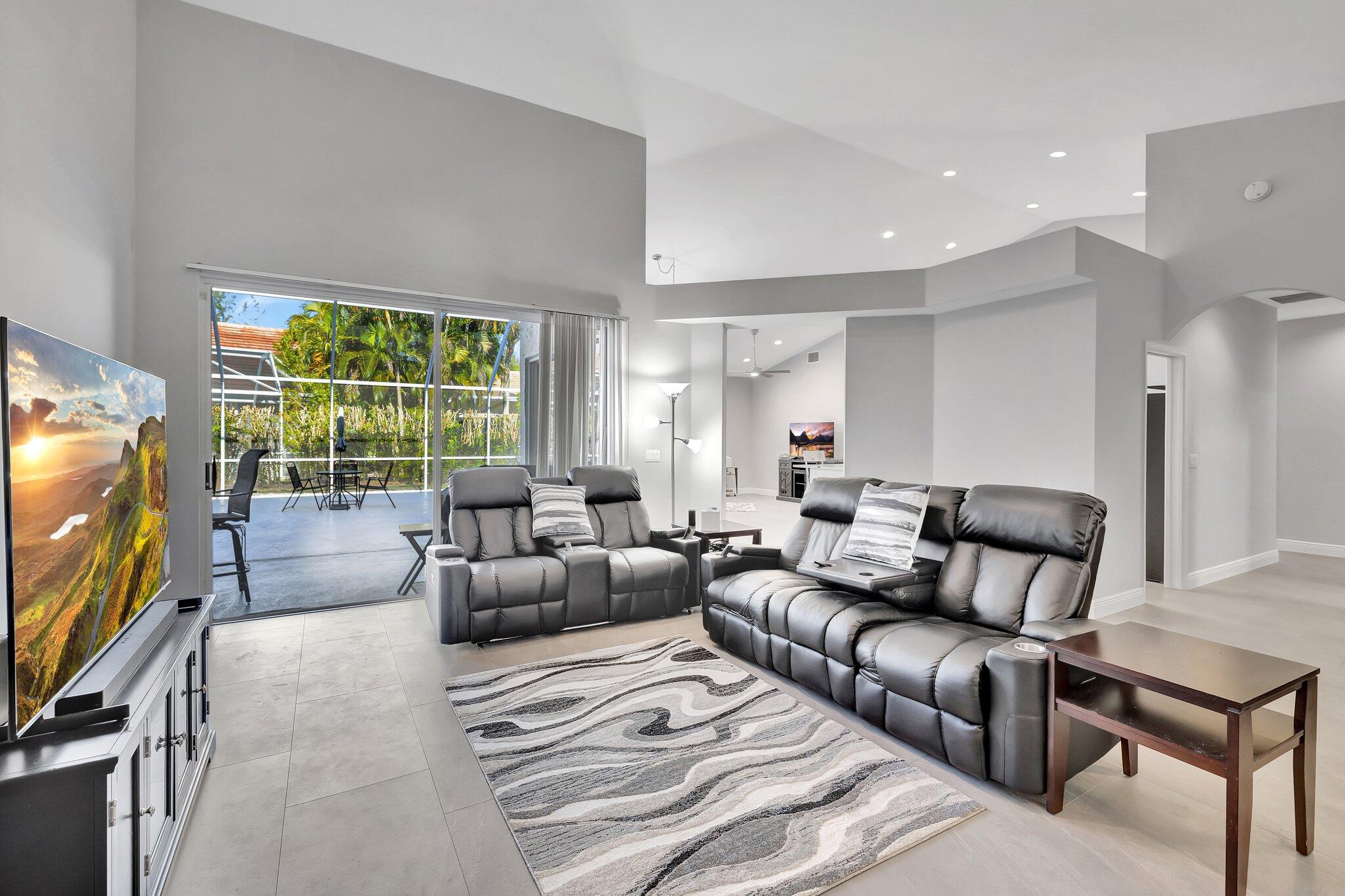 7785 Dorchester Road Boynton Beach, FL 33472 - Photo 4 of 61 8-web-or-mls-3W7A8930