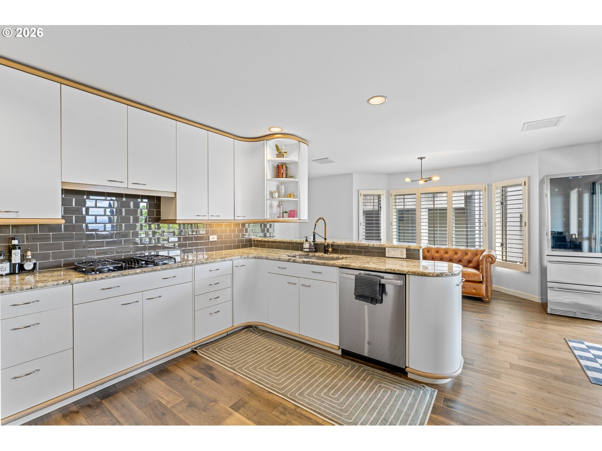 1089 Southwest Summit View Drive Portland, OR 97225 - Photo 15 of 44
