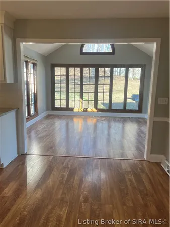 $359,900 | 3427 Greenview Drive, New Albany, IN 47150