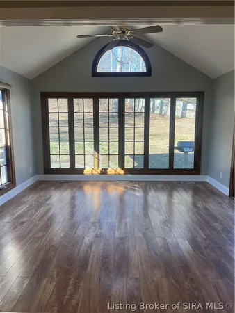 $359,900 | 3427 Greenview Drive, New Albany, IN 47150