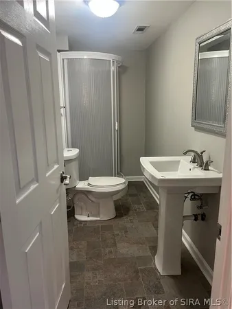 $359,900 | 3427 Greenview Drive, New Albany, IN 47150