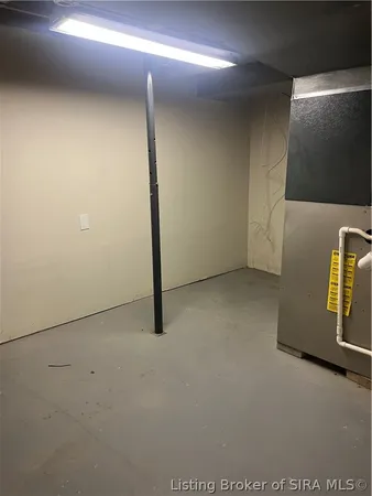 $359,900 | 3427 Greenview Drive, New Albany, IN 47150