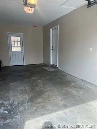 $359,900 | 3427 Greenview Drive, New Albany, IN 47150