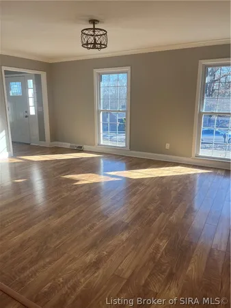 $359,900 | 3427 Greenview Drive, New Albany, IN 47150